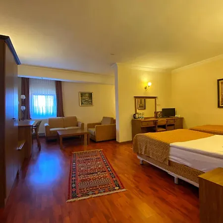 Monark Cappadocia 4*