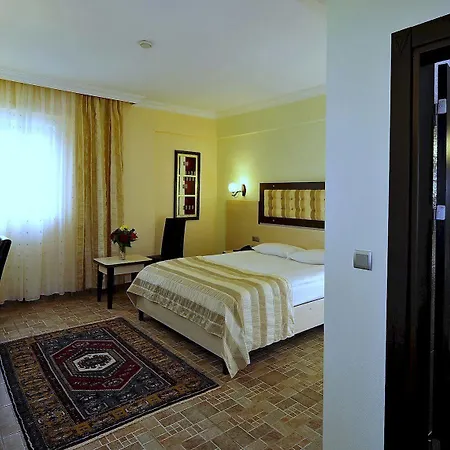 Monark Cappadocia 4*